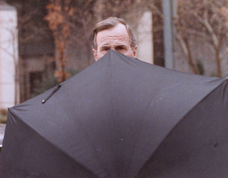 Barry Thumma - Soggy Shield (President H. G. W. Bush) Barry Thumma - Soggy Shield (President H. G. W. Bush)