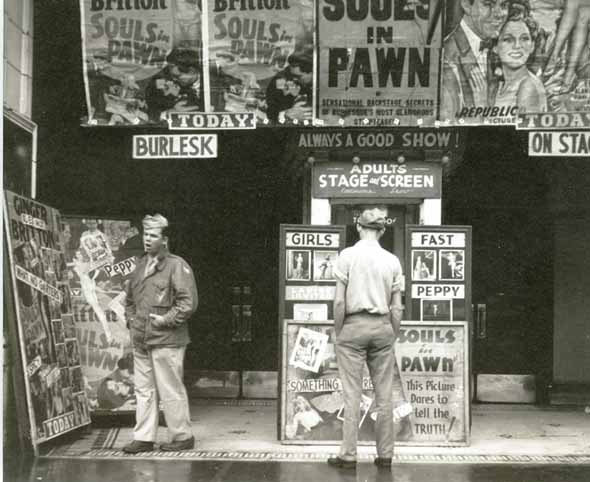 Walker Evans - The State Street Theater, Chicago Walker Evans - The State Street Theater, Chicago