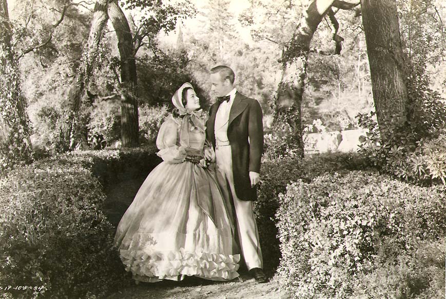 Olivia de Havilland and Leslie Howard in Gone with the Wind