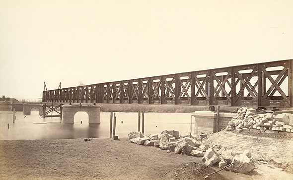 Achille Quinet - Pont a 1 voie sur le Doubs a Molay, France