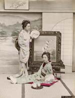Kusakabe Kimbei - Girls at Home