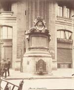 Jean-Eugene-Auguste Atget - Fontaine de la Bourse de Commerce, Paris