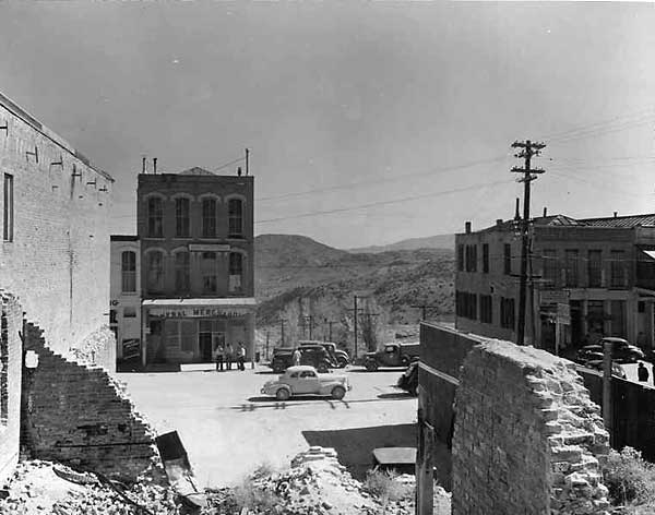 James Thrall Soby - Western Town James Thrall Soby - Western Town