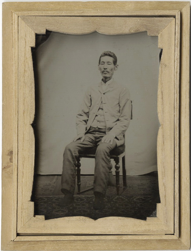 Portrait of a seated man, possibly a laborer, Matsue City
