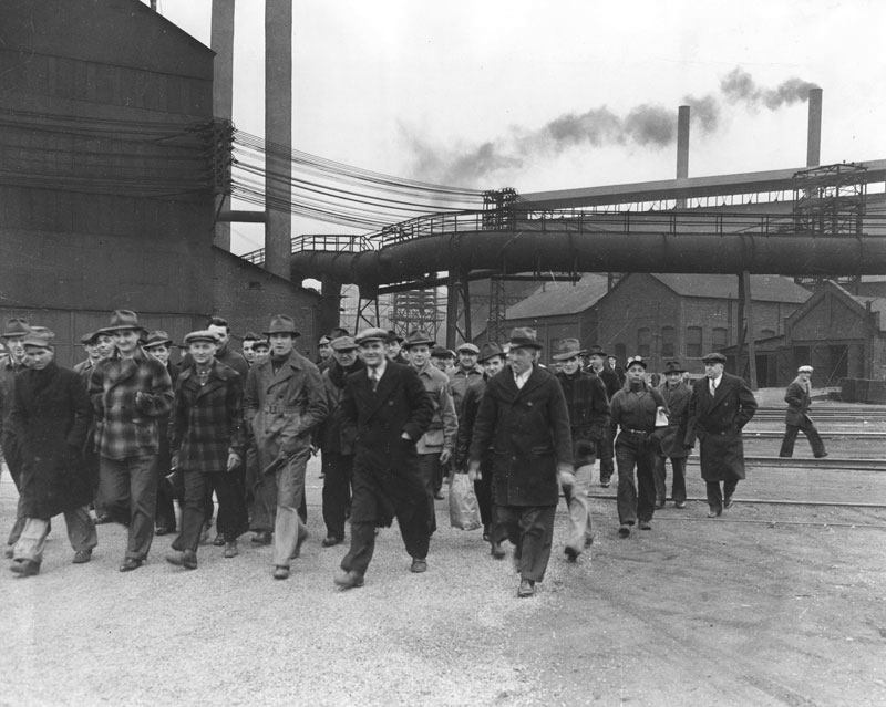 Thor Neilson - U.S. Steel, South Works, Chicago�Workmen Leaving for the Day