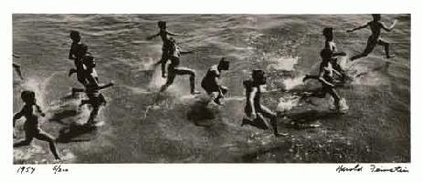 Harold Feinstein - Beach Scene