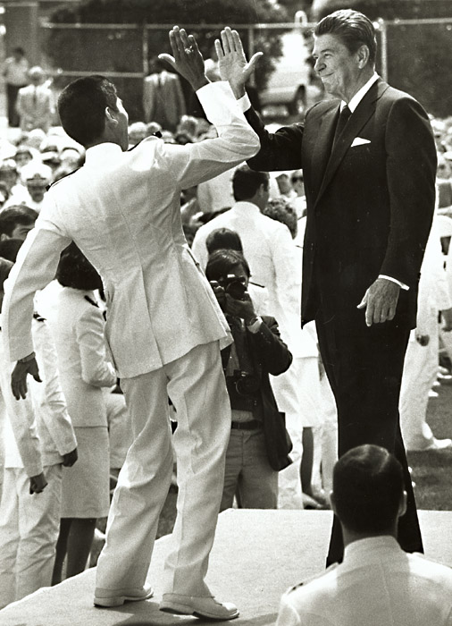 Barry Thumma - Graduation High-Five ( President Reagan and Naval Academy Gruaduate) Barry Thumma - Graduation High-Five ( President Reagan and Naval Academy Gruaduate)