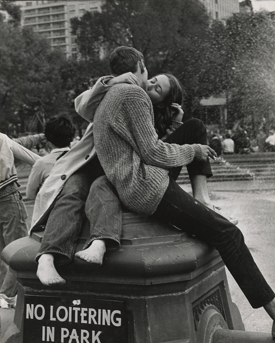 Andre Kertesz - Washington Square Park, New York City