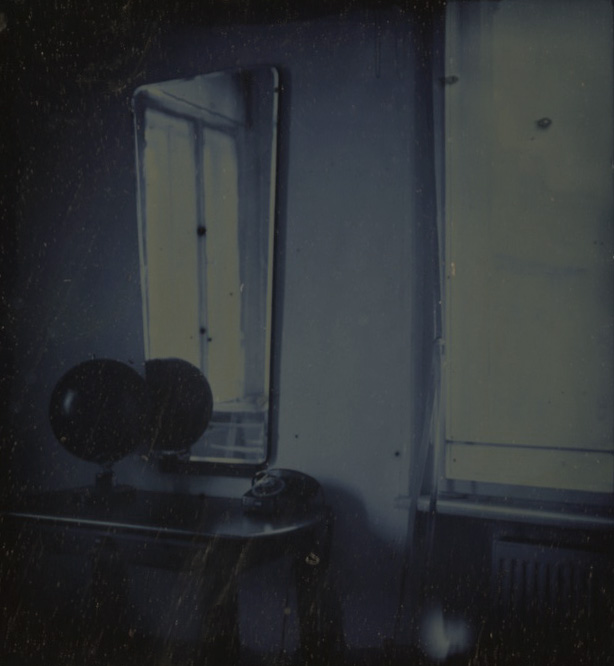 Takashi Arai - In the Room of a Terrestrial Globe, Budapest