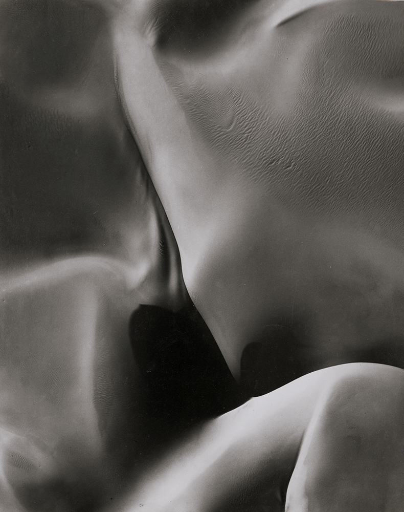 William A. Garnett - Nude Dune, Death Valley (Sand Dune #1) William A. Garnett - Nude Dune, Death Valley (Sand Dune #1)