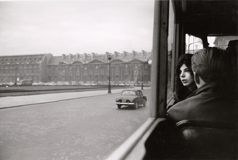 André Kertész - Fall in the Tuileries, Paris