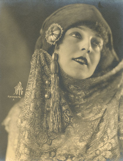 IHRIG (Spokane) - Portrait of a Woman IHRIG (Spokane) - Portrait of a Woman