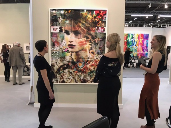 Big color in the Edwynn Houk Gallery booth. (Photo by Julienne Schaer) Big color in the Edwynn Houk Gallery booth. (Photo by Julienne Schaer)