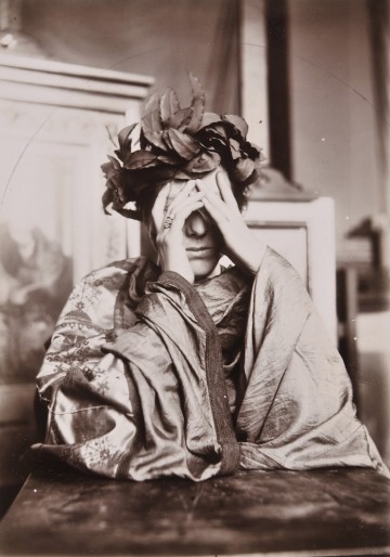 Fernand Khnopff, Portrait of Marguerite Khnopff, ca. 1890, gelatin printing-out paper, Collection FOMU. One of the 500 images and objects going into the exhibition "Early Gaze; Unseen Photography of the 19th Century".