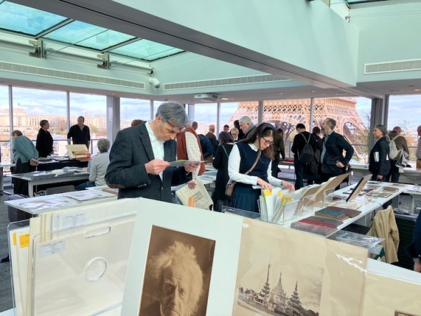 The hunting was good for those who made it to the Pullman Tour Eiffel Hotel and the Photo Discovery Show.