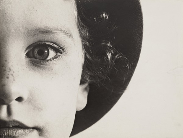 Max Burchartz, Lotte (Eye). 1928. Courtesy of The Museum of Modern Art, New York, Thomas Walther Collection. Acquired through the generosity of Peter Norton © 2014 Artists Rights Society (ARS), New York / VG Bild-Kunst, Bonn Max Burchartz, Lotte (Eye). 1928. Courtesy of The Museum of Modern Art, New York, Thomas Walther Collection. Acquired through the generosity of Peter Norton © 2014 Artists Rights Society (ARS), New York / VG Bild-Kunst, Bonn